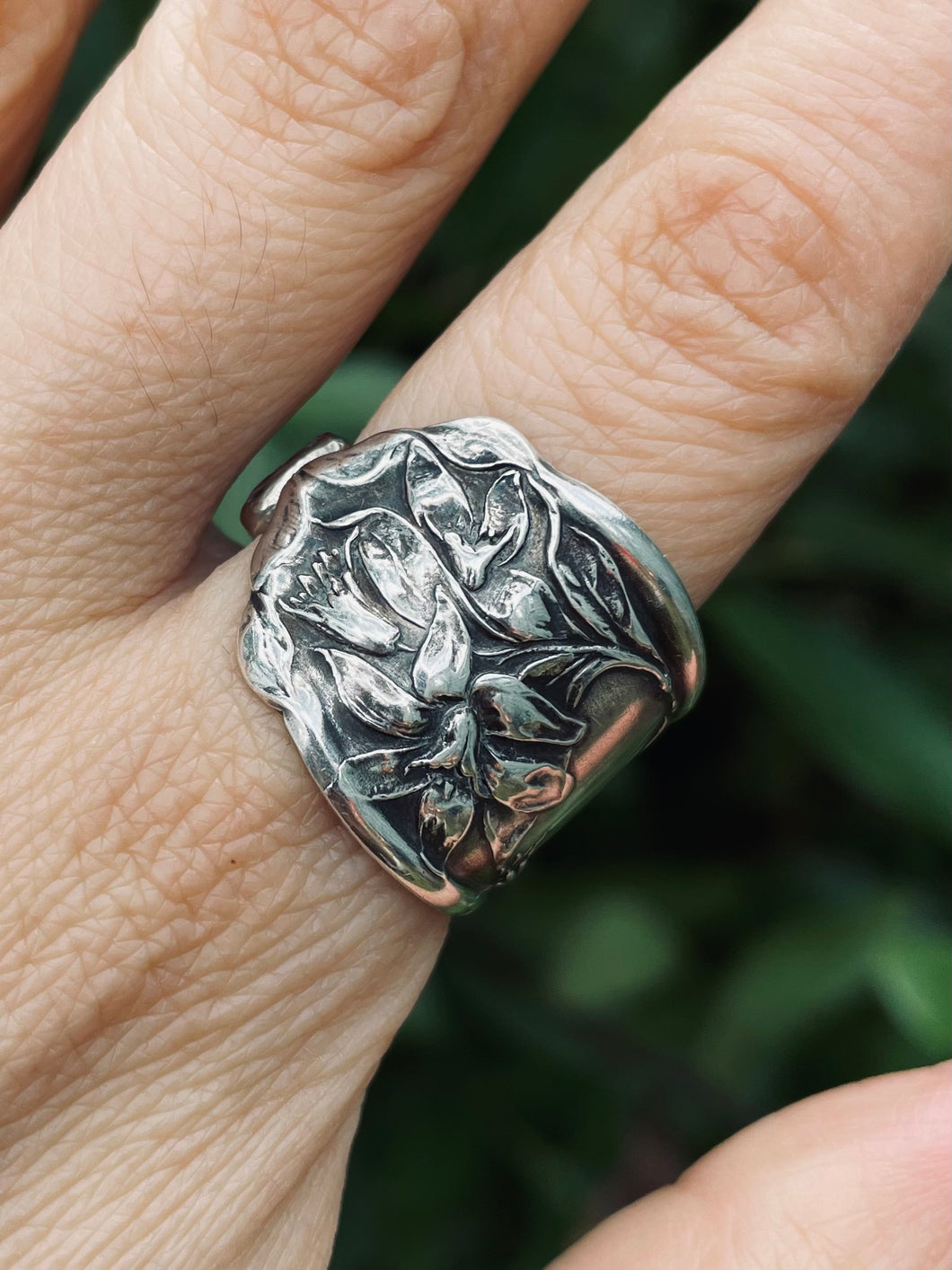 Gorgeous Wide Floral Spoon Ring